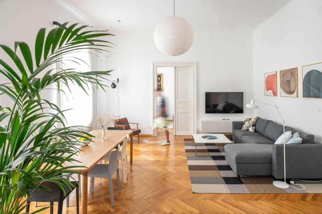 Apartment Herzer Zagreb Exterior foto